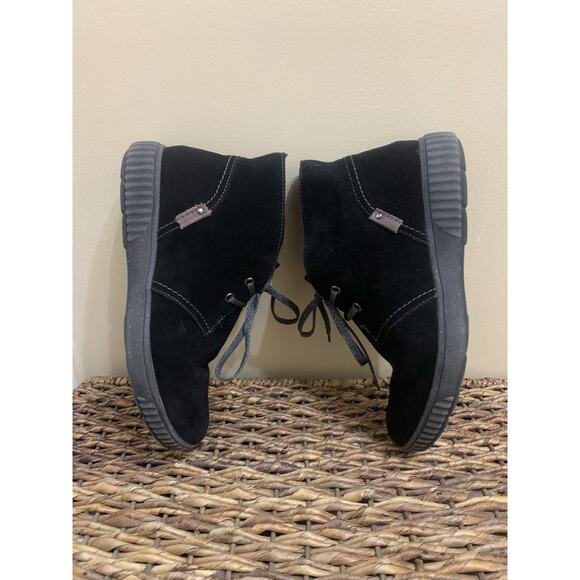 Clarks Magnolia Charm 26167480 Womens Black Wide Suede Ankle Booties Boots 9 W - Picture 1 of 8